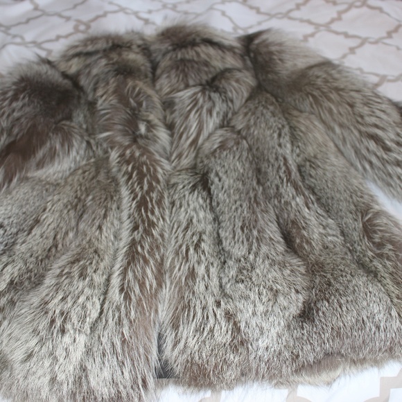 Silver Fox Fur Jacket - Picture 6 of 8